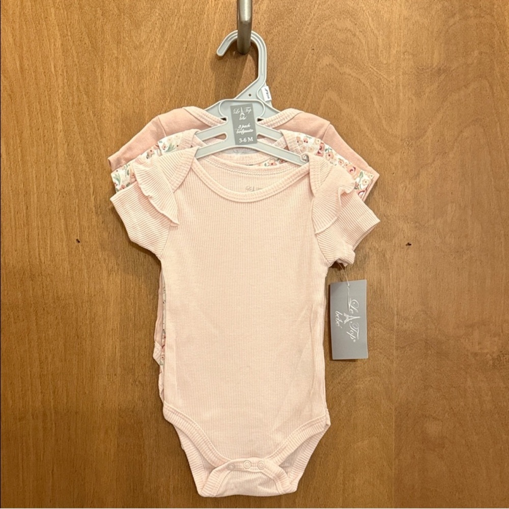 NWT Le Top Bebe 3 Pack Bodysuits
